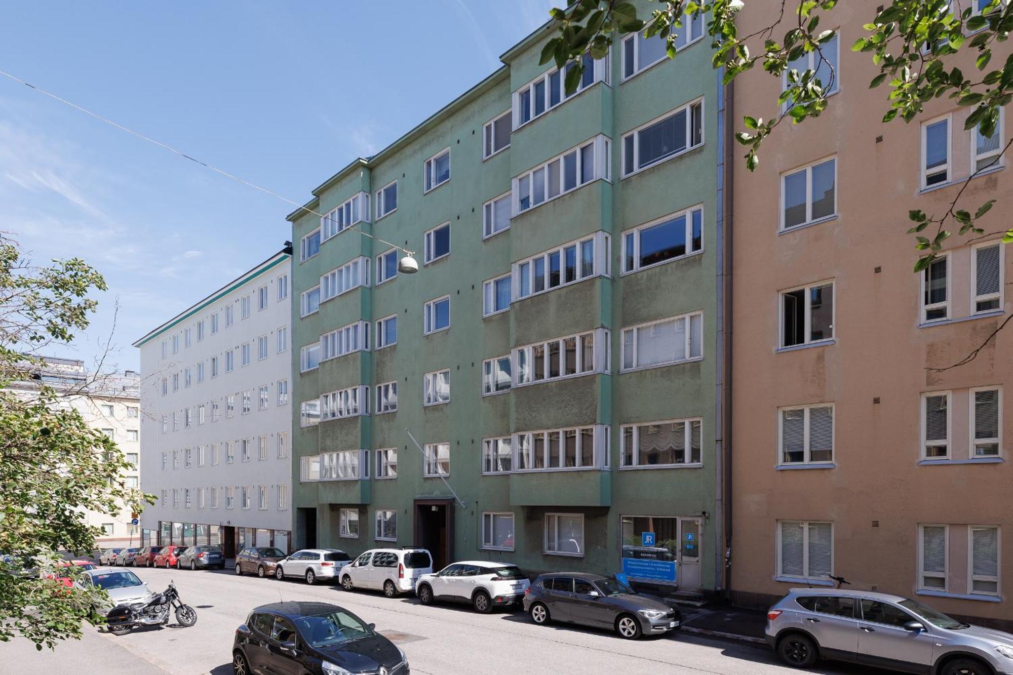 Grand Lotus 96 M2, Parkkipaikka Leilighet